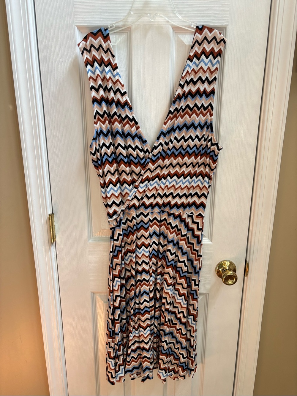 Venus Lascana Sleeveless Chevron Print Faux Wrap Dress, Size L, EUC WORE ONCE - Picture 4 of 4